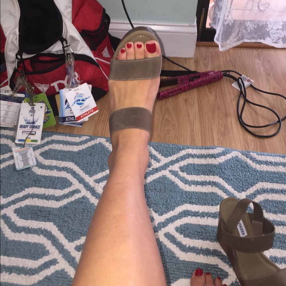 4inch, Steve Madden wedges worn once.